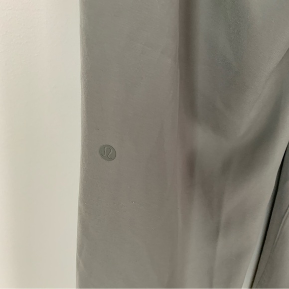 Lululemon On The Fly Wide Leg Pants Size 10 - Picture 7 of 8